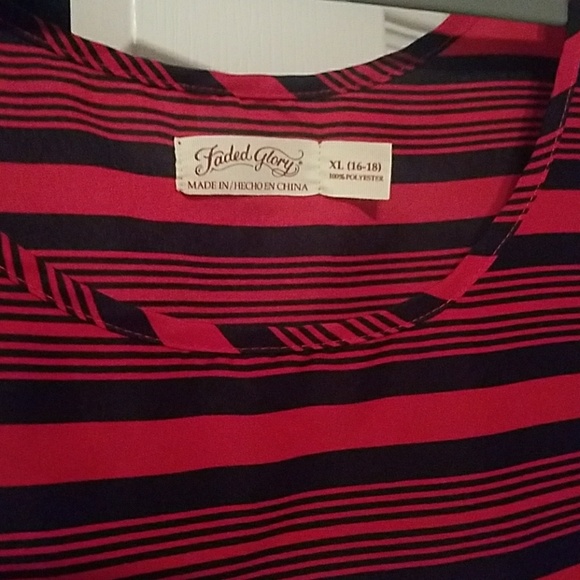 Red and Navy Blue Tank Top - Picture 2 of 3